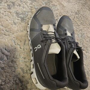 On Running Men's Gray and White Athletic Shoes